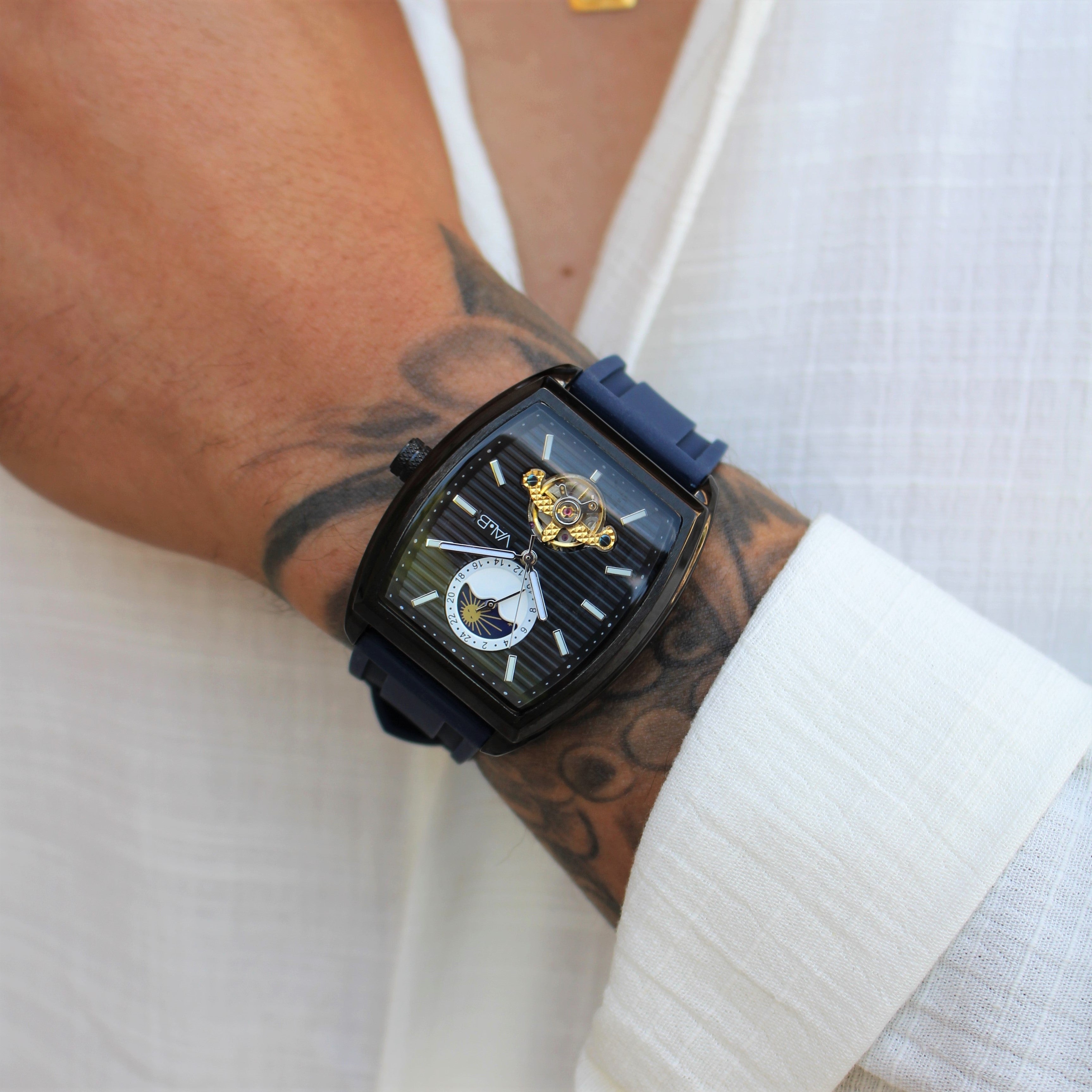 Lunar Black Navy Blue