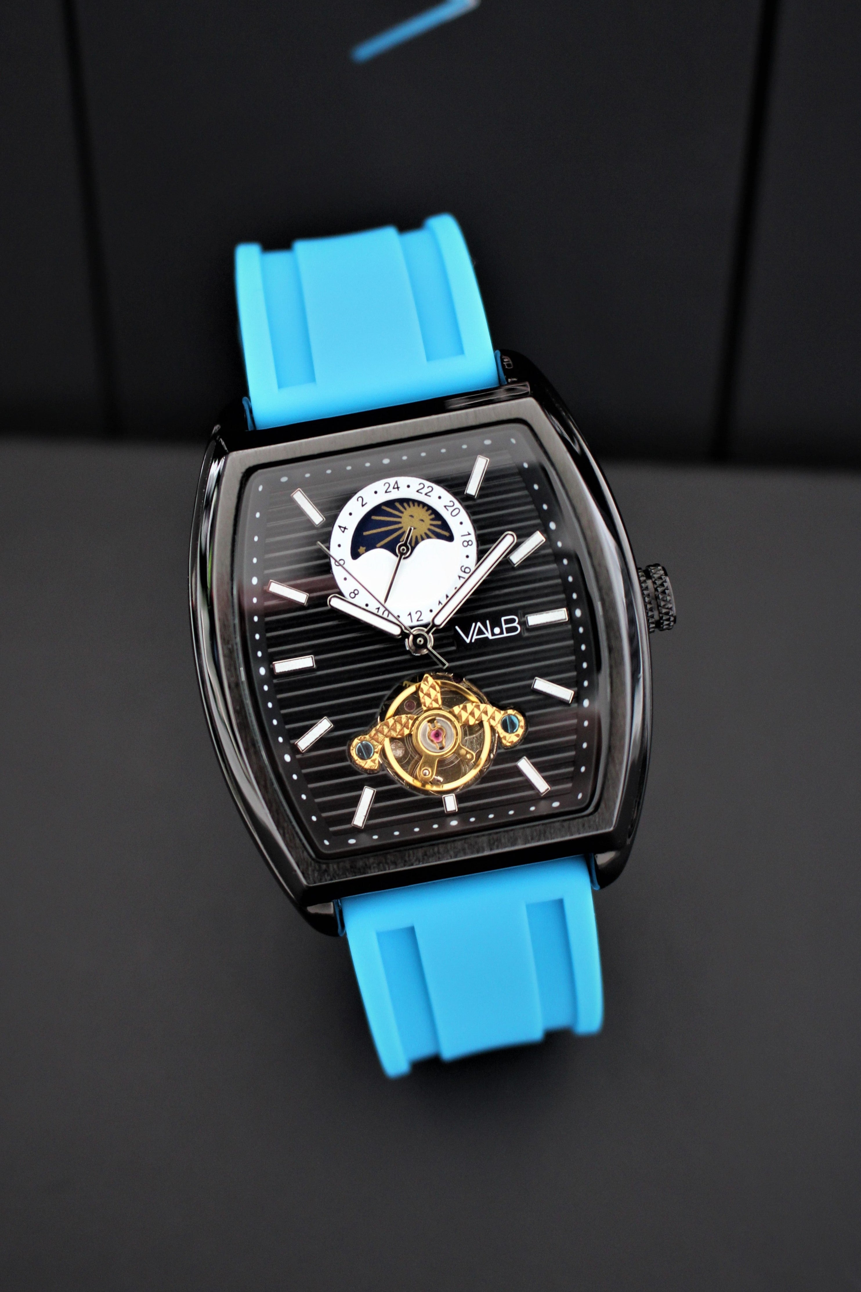 Lunar Black Baby Blue